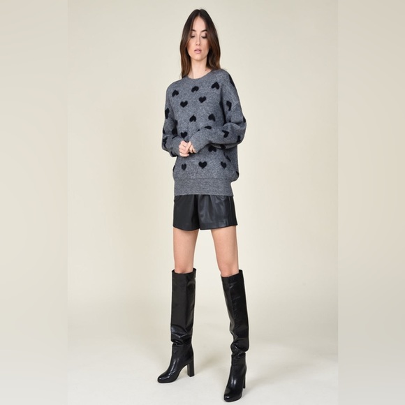 Heart patterned sweater - Picture 2 of 5